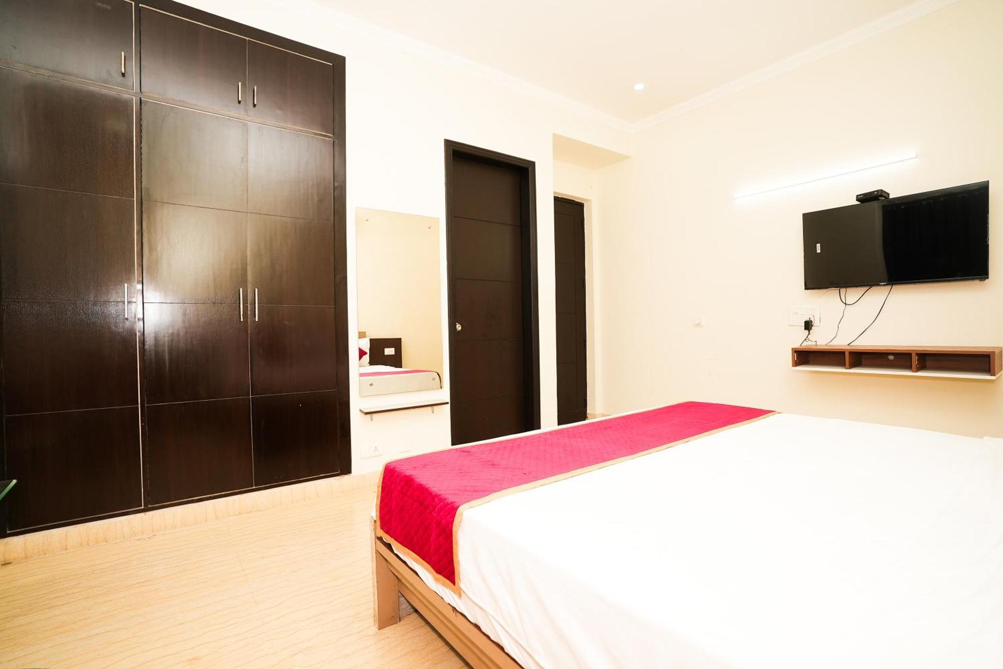 Hotel A.P Residency 구르가온 외부 사진