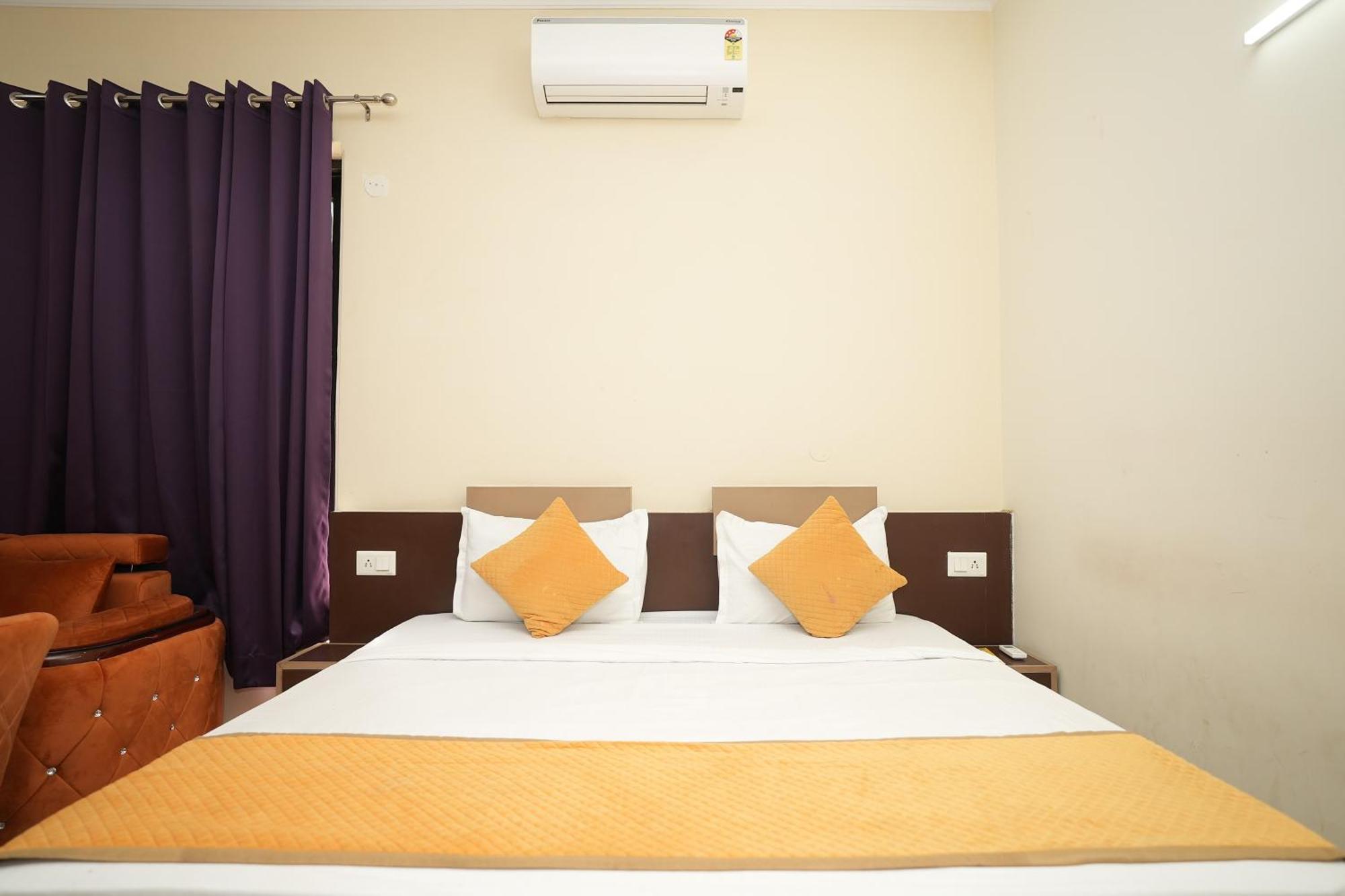 Hotel A.P Residency 구르가온 외부 사진