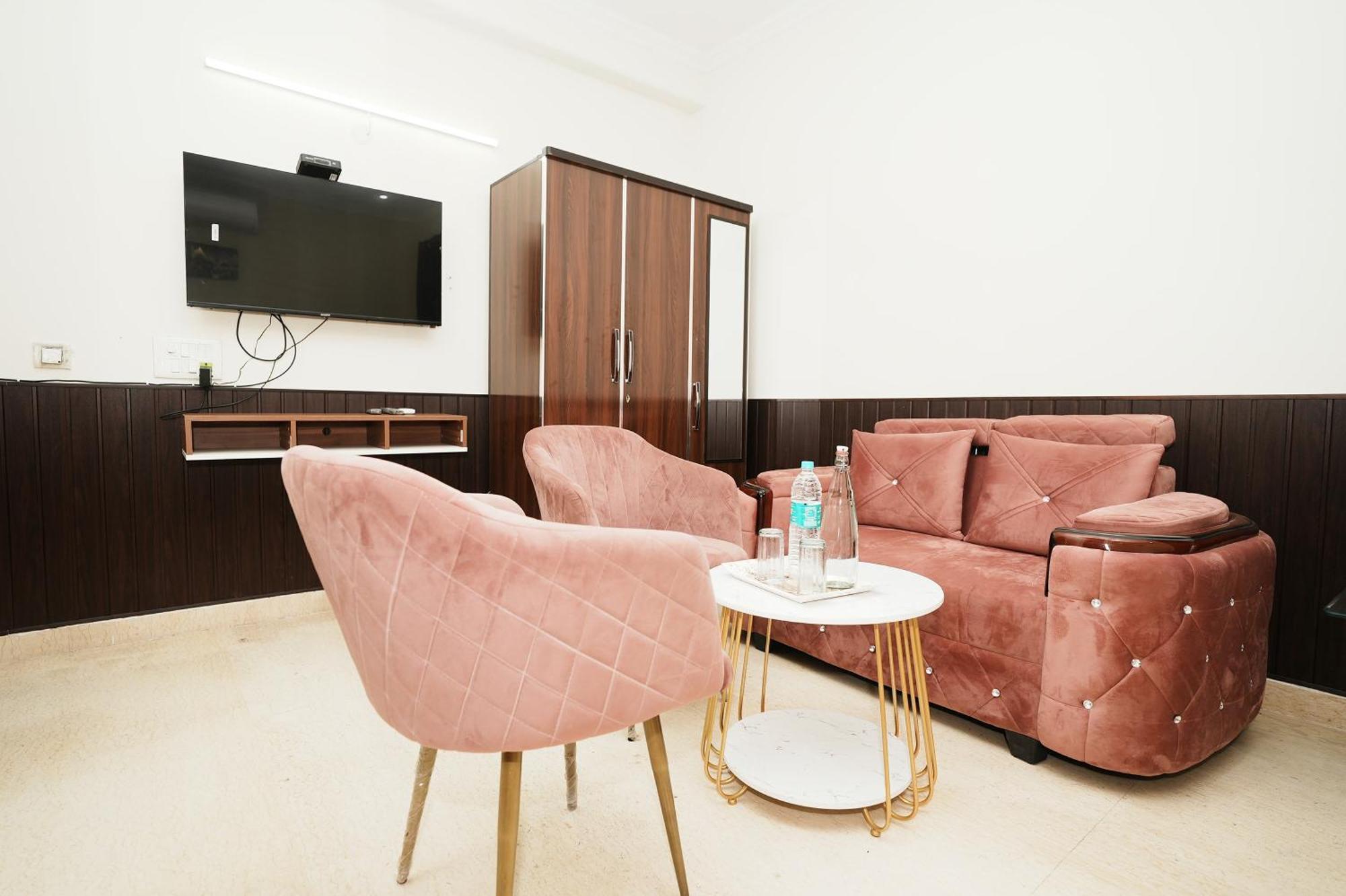 Hotel A.P Residency 구르가온 외부 사진