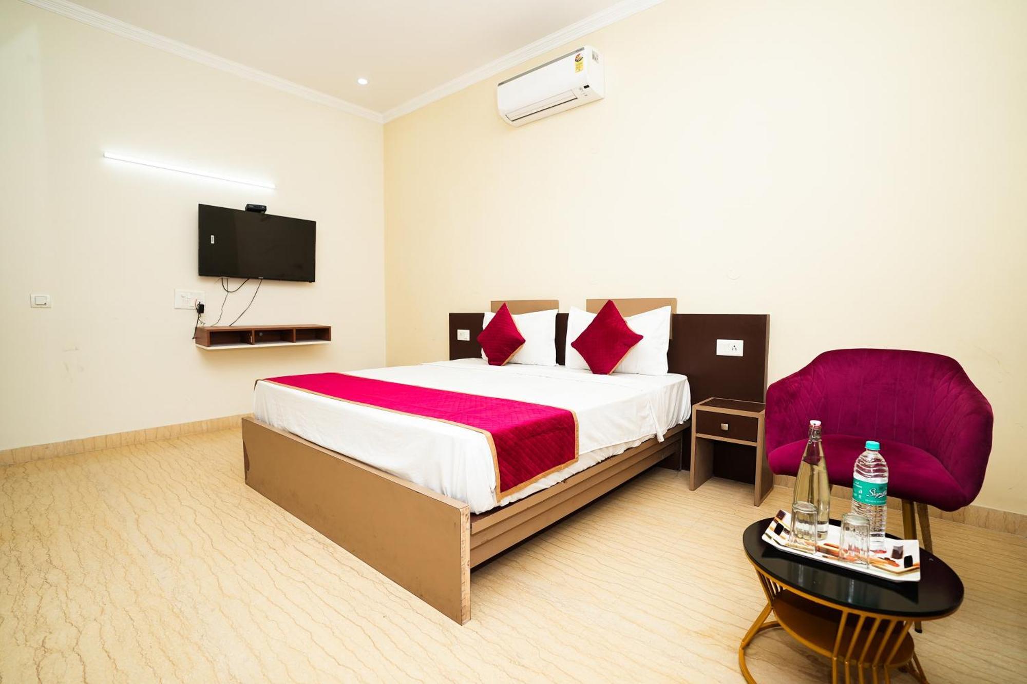 Hotel A.P Residency 구르가온 외부 사진